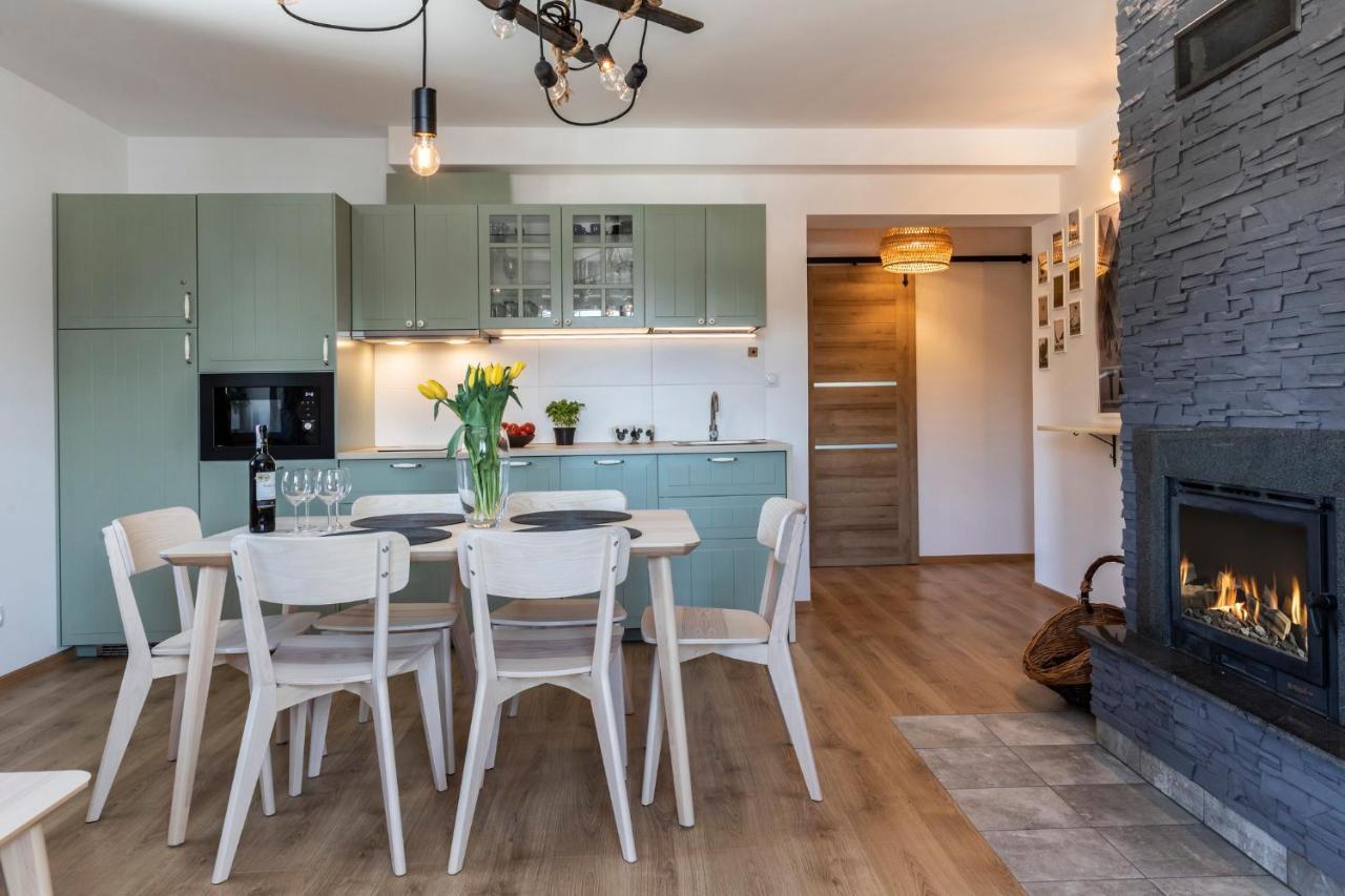 Udanypobyt Apartamenty Sloneczne コシチェリスコ エクステリア 写真